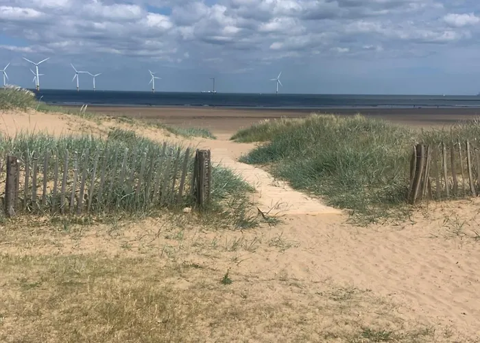 97 Danbury 假日公园